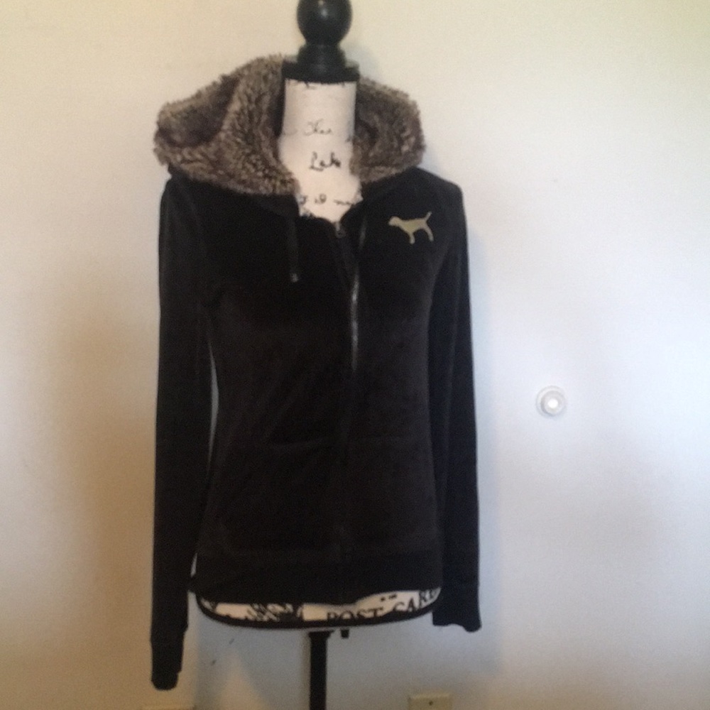 PINK Victoria’s Secret Velour Faux Fur Hoodie XS